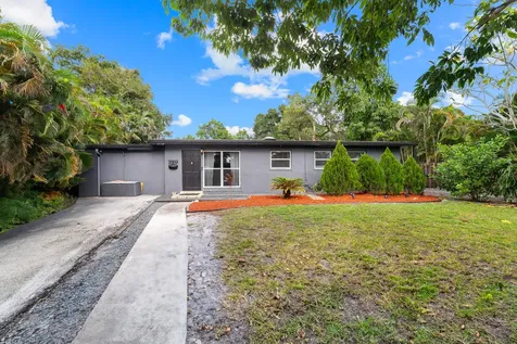 2869 Sw 13th Court Fort Lauderdale FL 33312