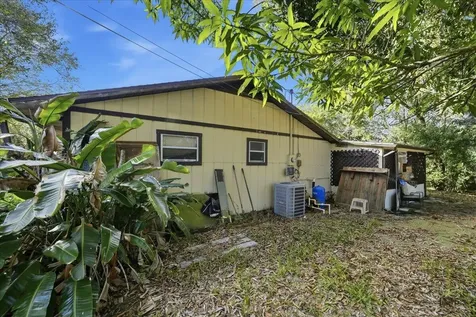 2935 Middle Road Fort Pierce FL 34981