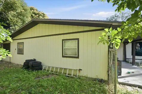 2935 Middle Road Fort Pierce FL 34981