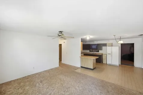 2935 Middle Road Fort Pierce FL 34981