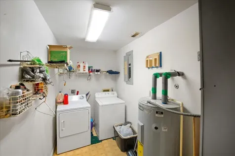2935 Middle Road Fort Pierce FL 34981