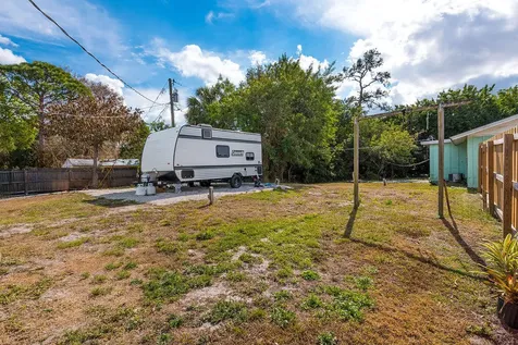 2658 SE Amherst Street Stuart FL 34997