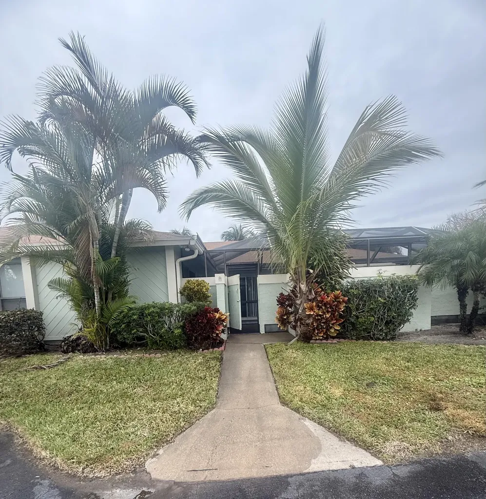 102 Harvest Moon Court Jupiter FL 33458