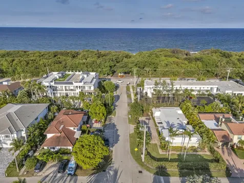 900 NE 4th Street Boca Raton FL 33432
