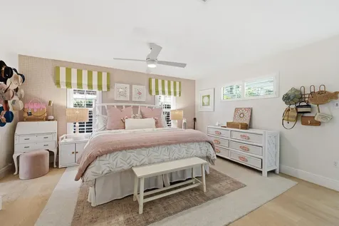 61 Pinehill Trail Tequesta FL 33469