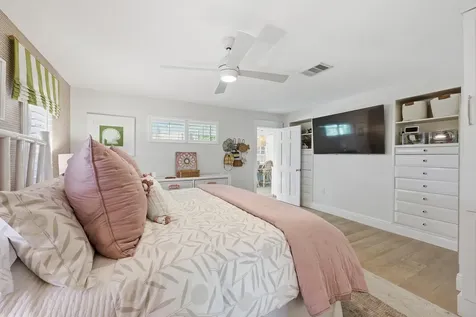 61 Pinehill Trail Tequesta FL 33469