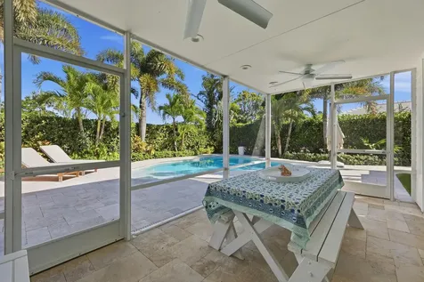 61 Pinehill Trail Tequesta FL 33469