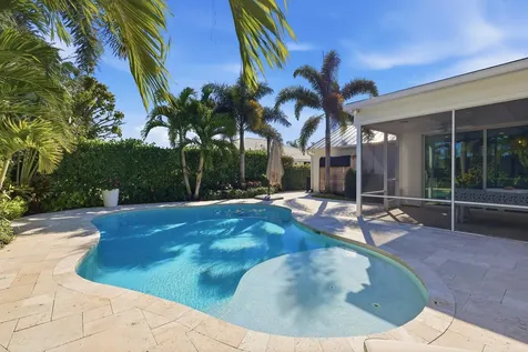 61 Pinehill Trail Tequesta FL 33469