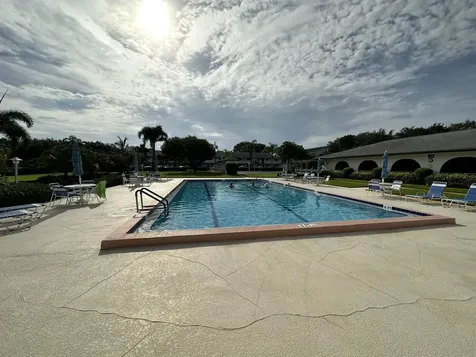 6 Garden Street Tequesta FL 33469
