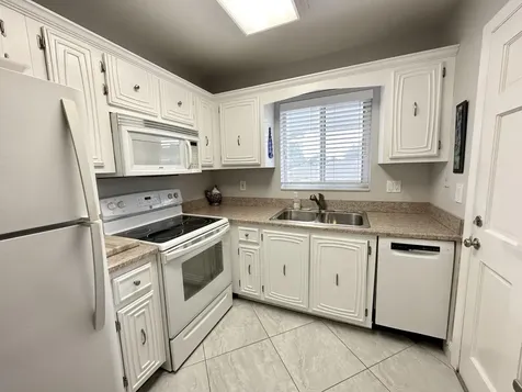 6 Garden Street Tequesta FL 33469