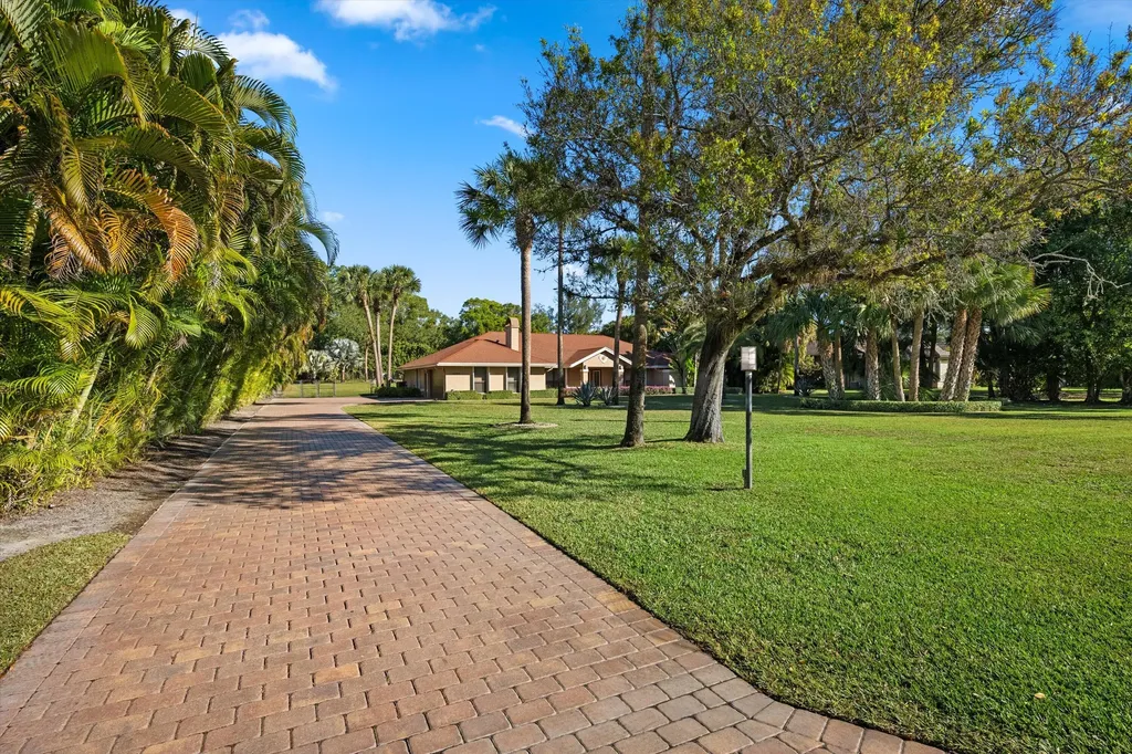 13759 Doubletree Trail Wellington FL 33414