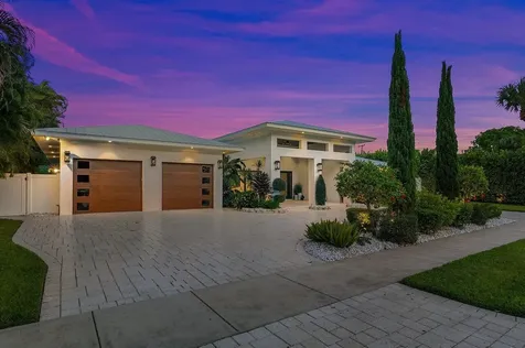 1117 Lake Drive Delray Beach FL 33444