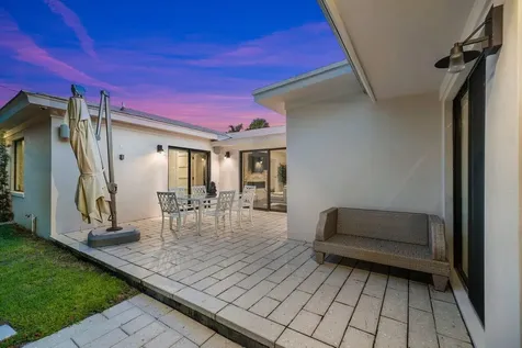 1117 Lake Drive Delray Beach FL 33444