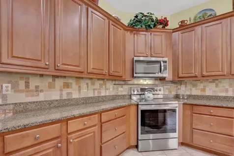 7116 Maidstone Drive Port Saint Lucie FL 34986