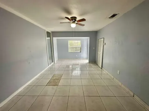 23 SE 12th Street Dania Beach FL 33004