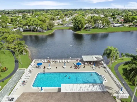 417 Pine Glen Lane Greenacres FL 33463