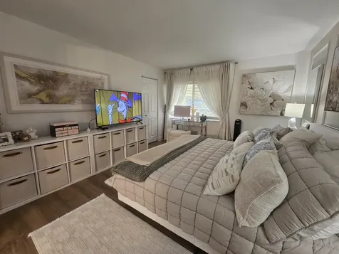 312 Pine Ridge Circle Greenacres FL 33463