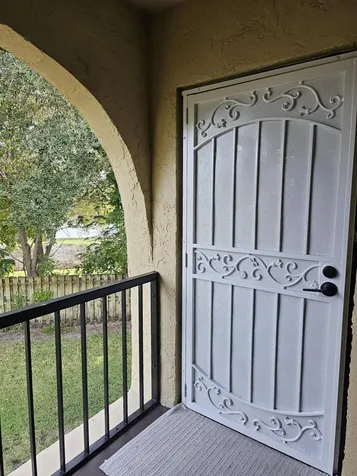312 Pine Ridge Circle Greenacres FL 33463