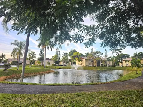 312 Pine Ridge Circle Greenacres FL 33463