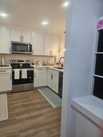 312 Pine Ridge Circle Greenacres FL 33463