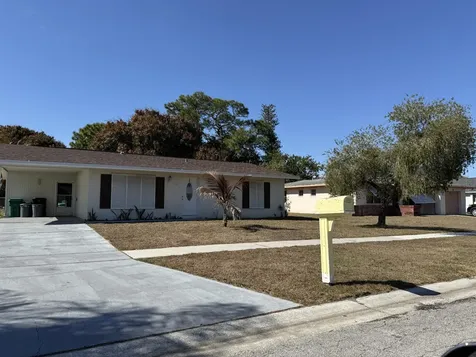 738 Sw Ravenswood Lane Port Saint Lucie FL 34983