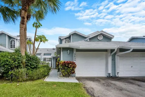 3809 Island Club Circle Lake Worth FL 33462