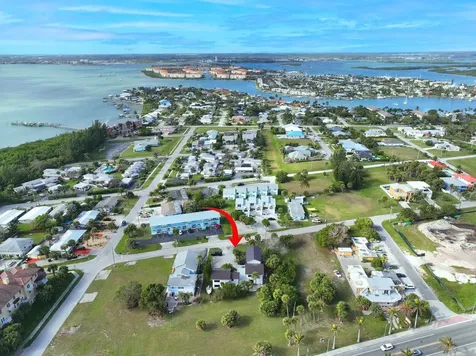 652 Hernando Street Fort Pierce FL 34949