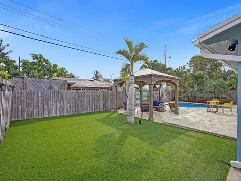 2750 NE 10th Avenue Pompano Beach FL 33064