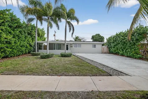 631 N 70th Avenue Hollywood FL 33024