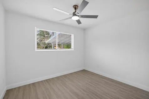 631 N 70th Avenue Hollywood FL 33024