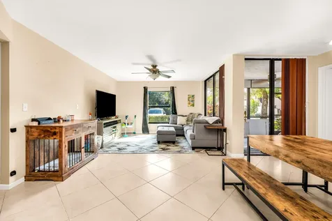 4772 Nw 22nd Street Coconut Creek FL 33063