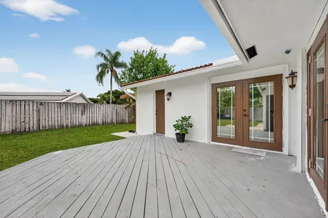 11391 Nw 20th Drive Coral Springs FL 33071