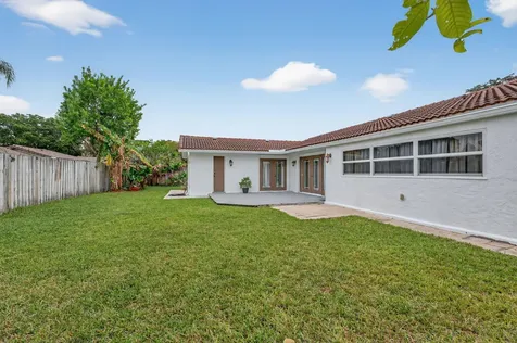 11391 Nw 20th Drive Coral Springs FL 33071