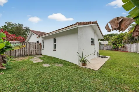 11391 Nw 20th Drive Coral Springs FL 33071