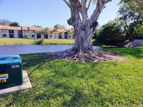 6736 Palmetto Circle Boca Raton FL 33433