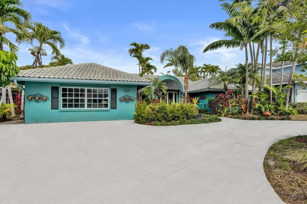 2831 Ne 34th Court Lighthouse Point FL 33064