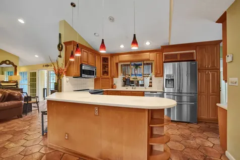 2831 Ne 34th Court Lighthouse Point FL 33064