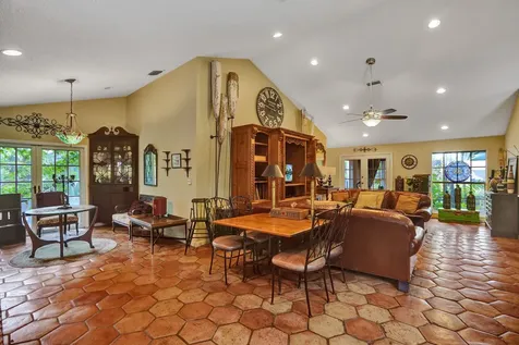 2831 Ne 34th Court Lighthouse Point FL 33064
