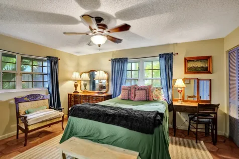 2831 Ne 34th Court Lighthouse Point FL 33064