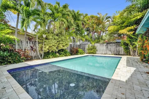 2831 Ne 34th Court Lighthouse Point FL 33064