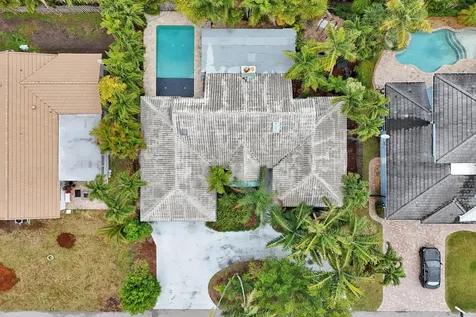 2831 Ne 34th Court Lighthouse Point FL 33064