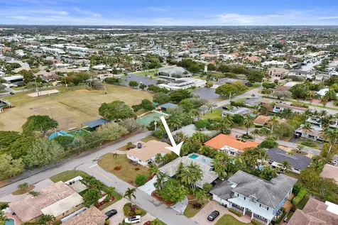 2831 Ne 34th Court Lighthouse Point FL 33064