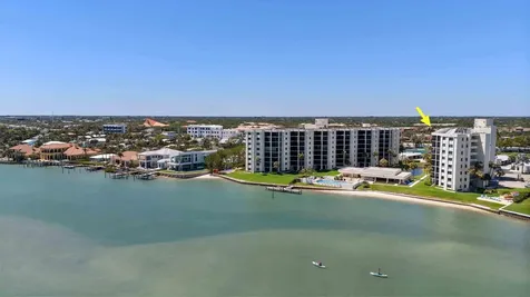 19800 Sandpointe Bay Drive Tequesta FL 33469