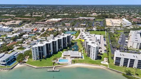 19800 Sandpointe Bay Drive Tequesta FL 33469