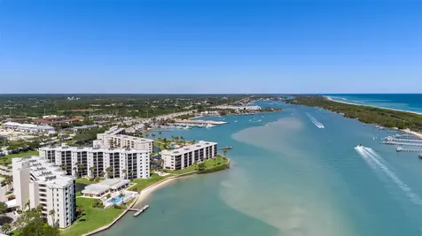 19800 Sandpointe Bay Drive Tequesta FL 33469