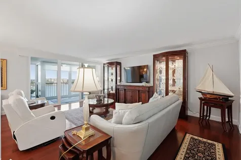 19800 Sandpointe Bay Drive Tequesta FL 33469