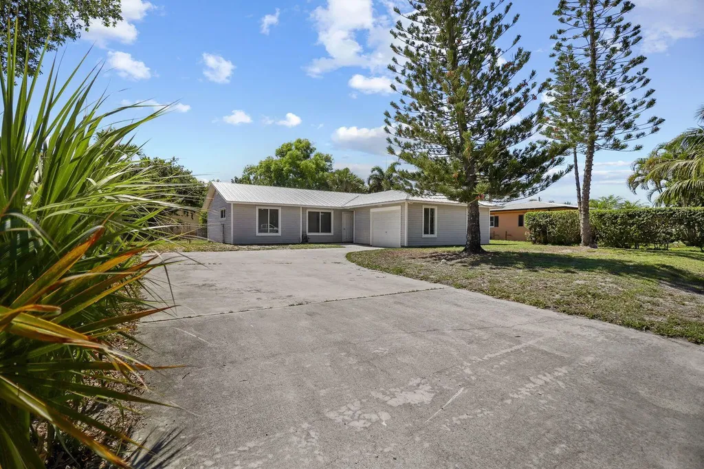19026 Se Mayo Drive Jupiter FL 33469