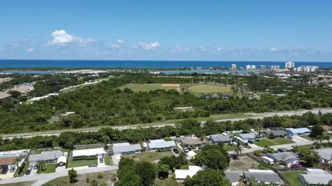19026 Se Mayo Drive Jupiter FL 33469