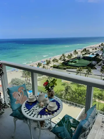 19201 Collins Avenue Sunny Isles Beach FL 33160