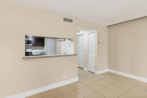 9901 Westview Drive Coral Springs FL 33076